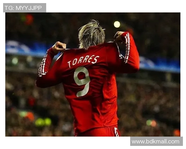 全球足球明星谁才是真正的巅峰之选探讨最强球员的标准与影响力