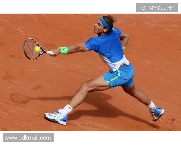 武汉网球队边路渗透战术革新探索与实践分析